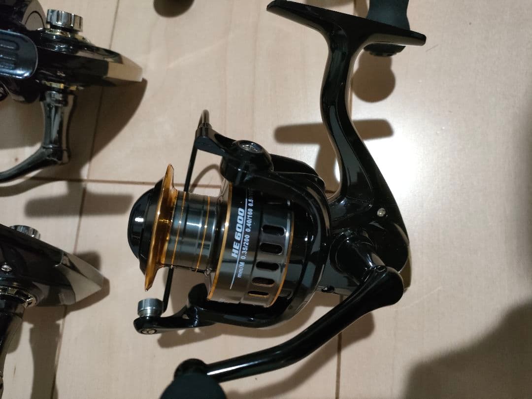 スピニングリール 8個セットブラックバス、大型〜中型　海釣り　ブラックバス