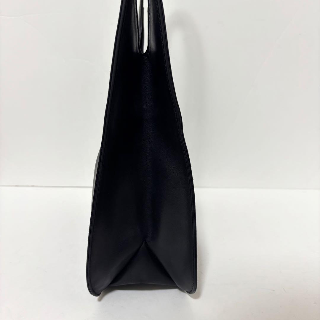 希少 美品 GUCCI ワンショルダー バッグ レザー ブラック 自立