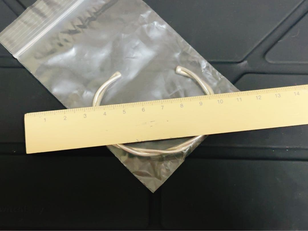 【店舗クリーニング済】Jouete ジュエッテ ツイスト　バングル ホワイト