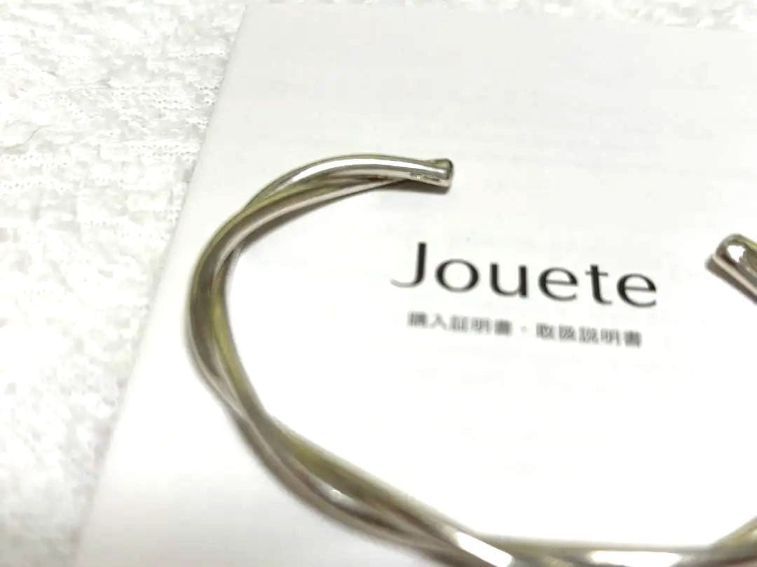 【店舗クリーニング済】Jouete ジュエッテ ツイスト　バングル ホワイト