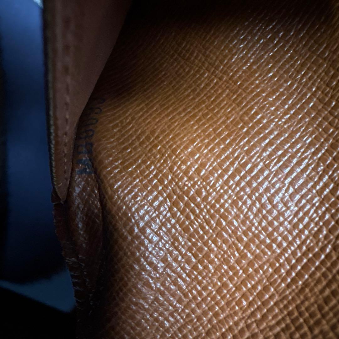 ルイ・ヴィトン モノグラム　長財布　インターナショナル　美品　三つ折り