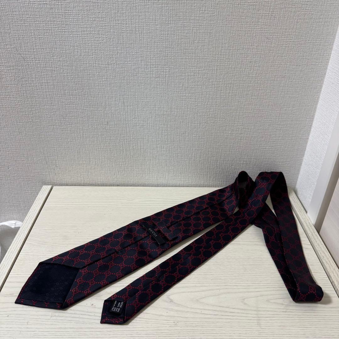 【新品同様】GUCCI グッチ ネクタイ　ネイビー　GG
