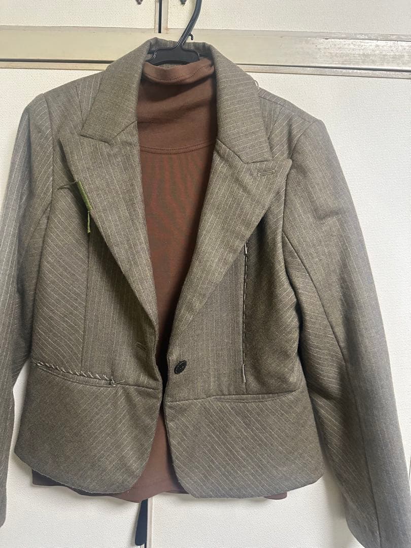 アルペロベロ素敵なワンピース＆☆ウールブレザー☆トップス☆黒パンツ付き