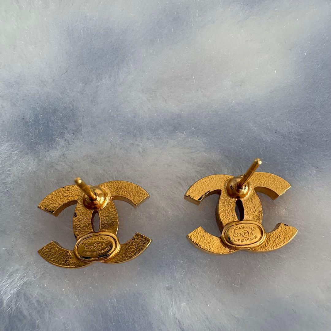 CHANEL ココマーク　ピアス　キャッチなし