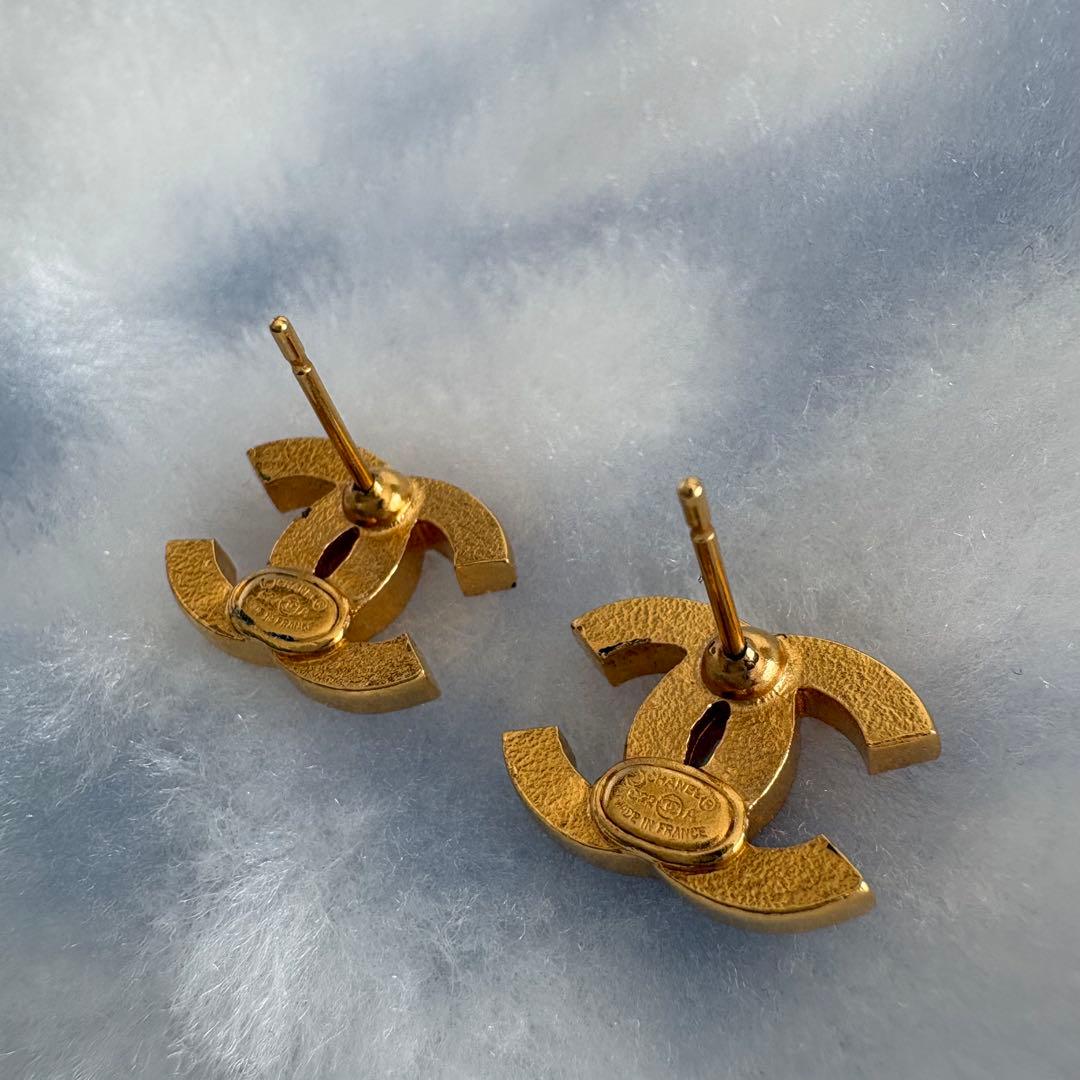 CHANEL ココマーク　ピアス　キャッチなし