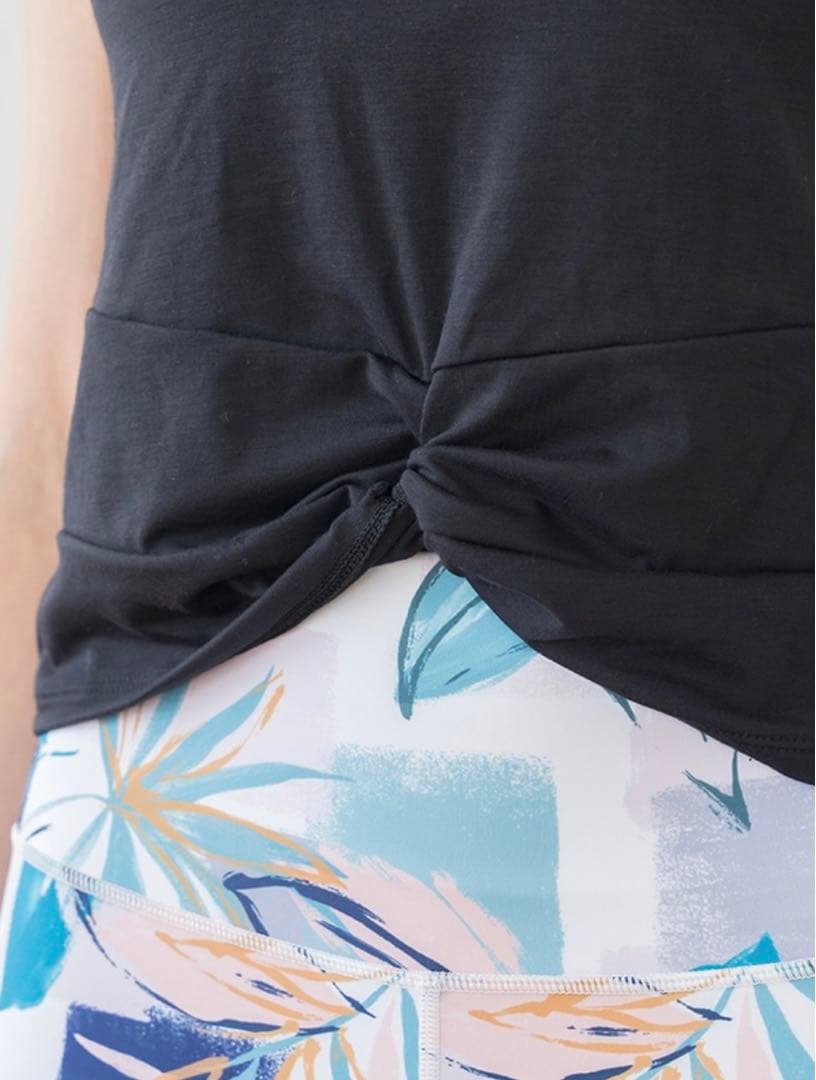 ★新品未使用★カップ付きTシャツ&レギンスセットアップ★定価14,800円★Ｌ★