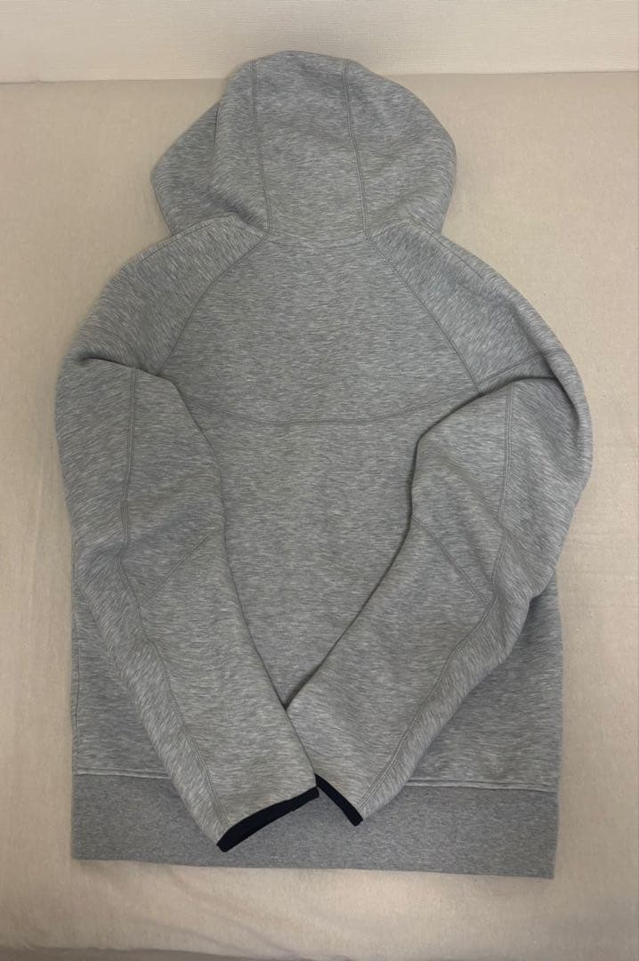 Nike テックフリース Mサイズ グレー