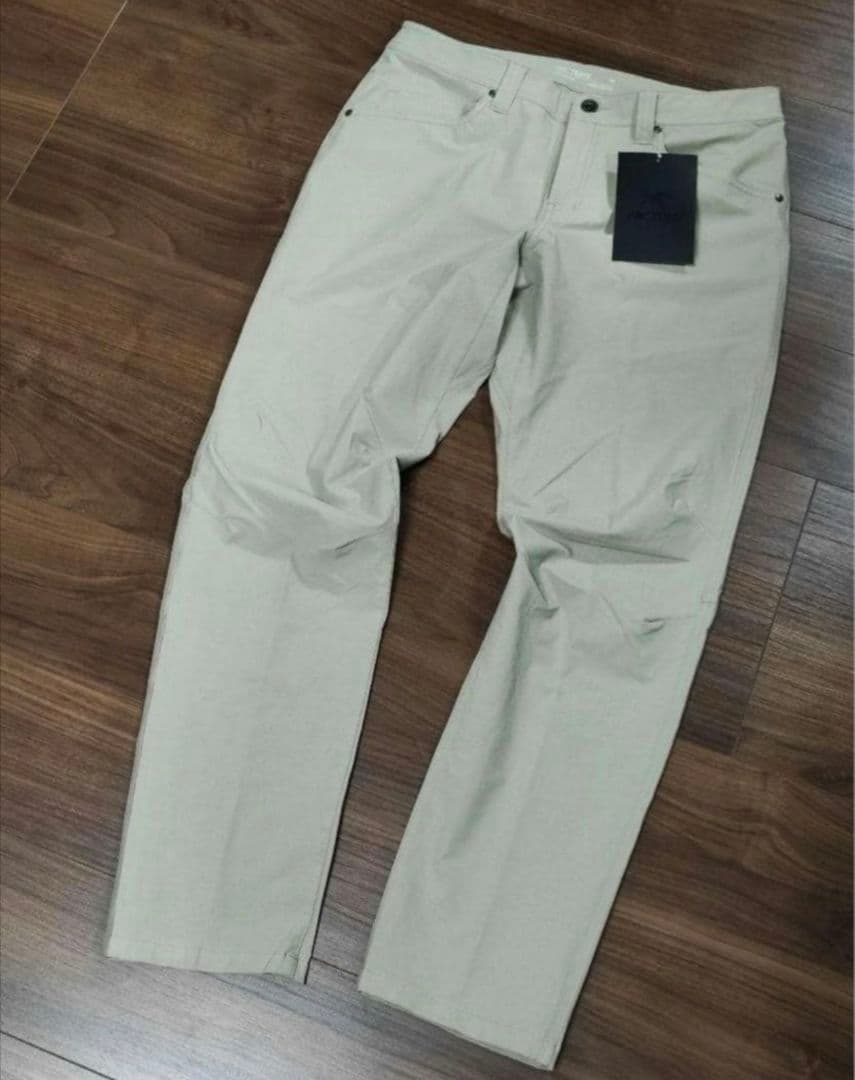 新品 アークテリクス Levon Pant M 34-R ベージュ