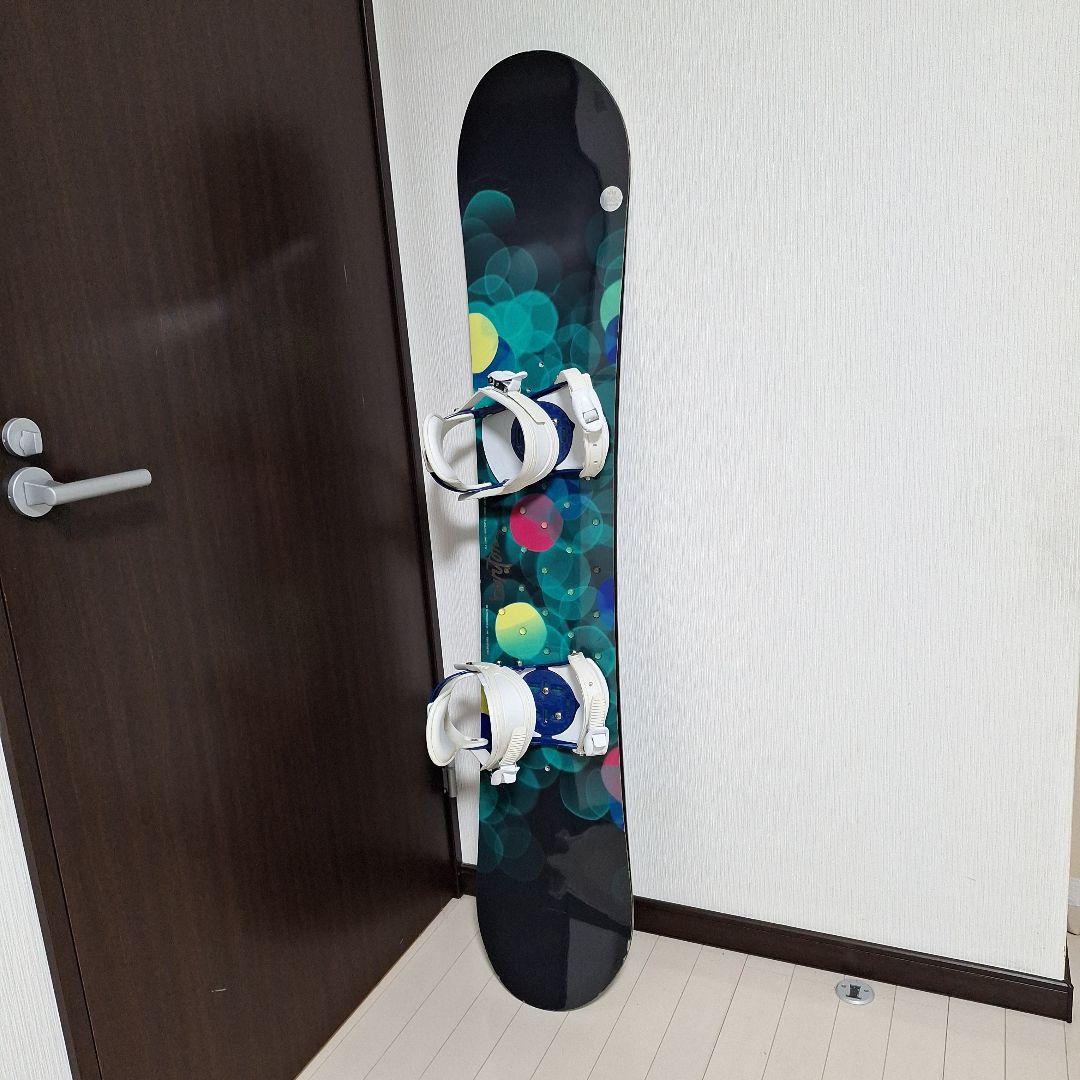 スノーボードセット　バートン、フェザー144センチ　ビンディング付き