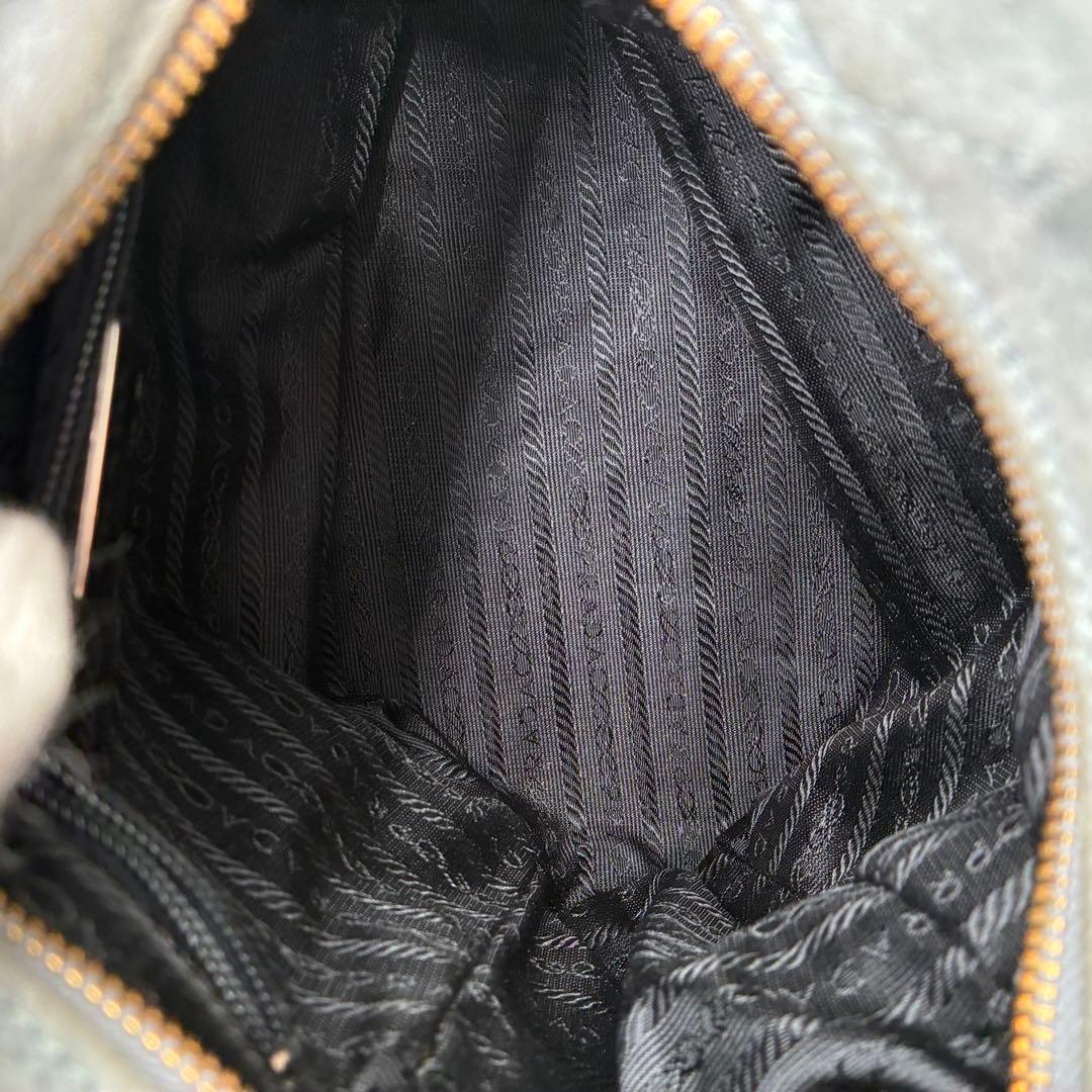 PRADA プラダ チェーン ショルダーバッグ キルティング スエード 三角ロゴ