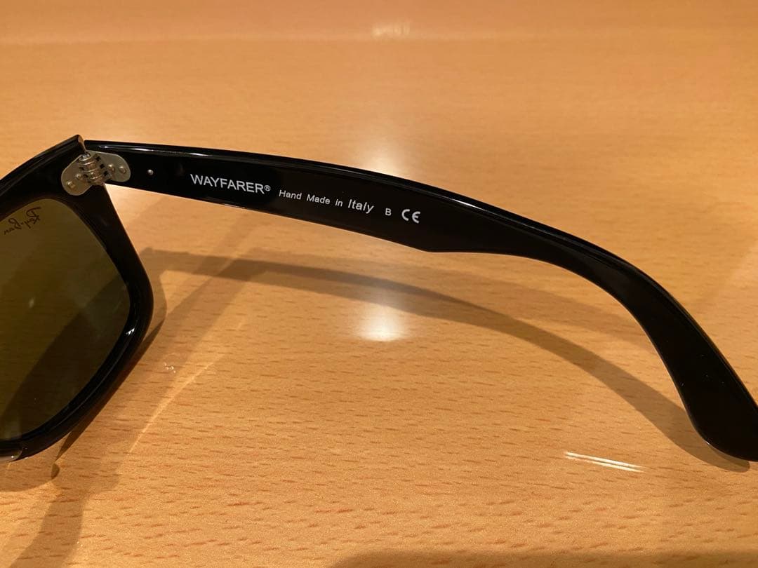 Ray-Ban(レイバン) Wayfarer（ウェイファーラー） RB2140A