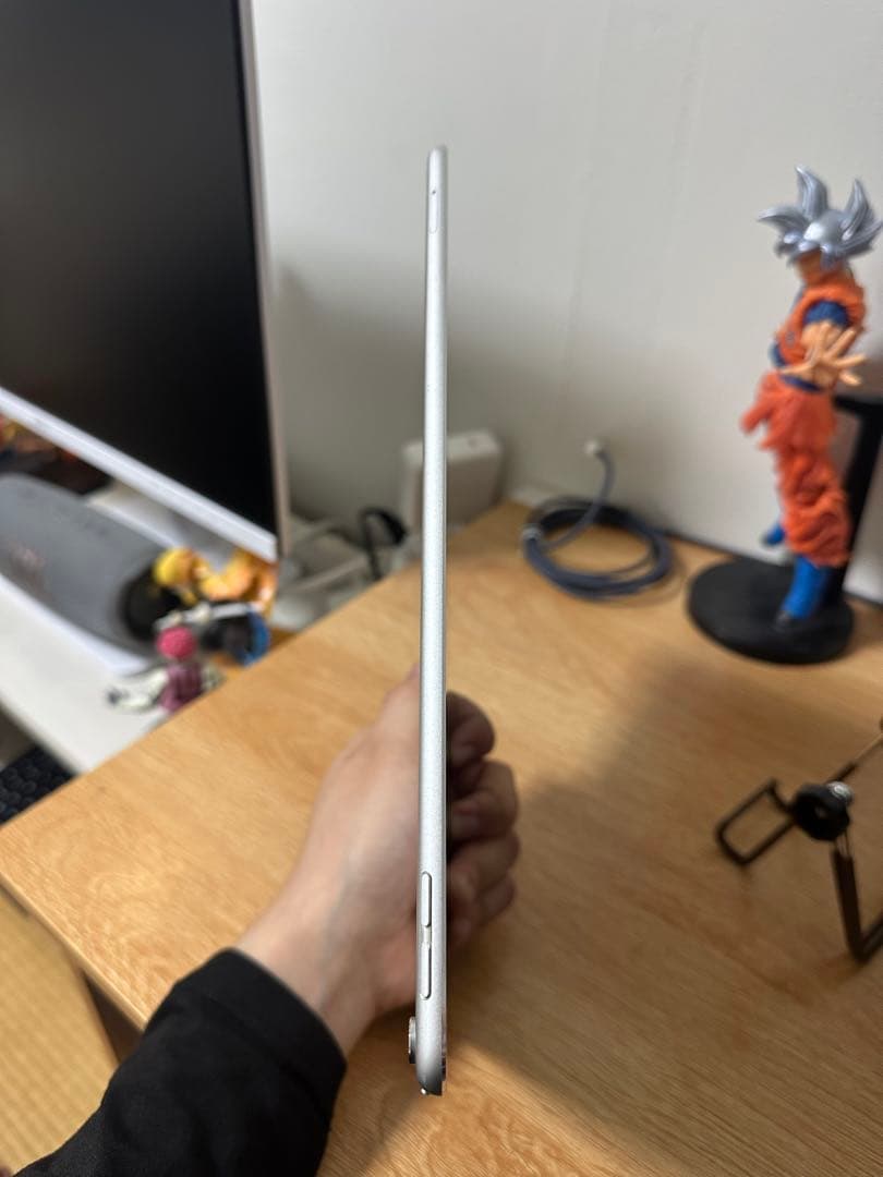 iPad Pro 2017 10.5インチ64GB キーボード付き