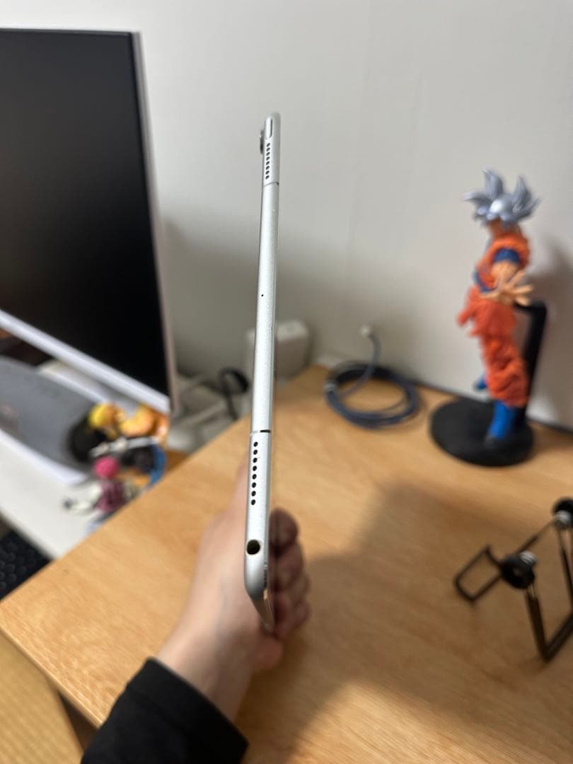 iPad Pro 2017 10.5インチ64GB キーボード付き