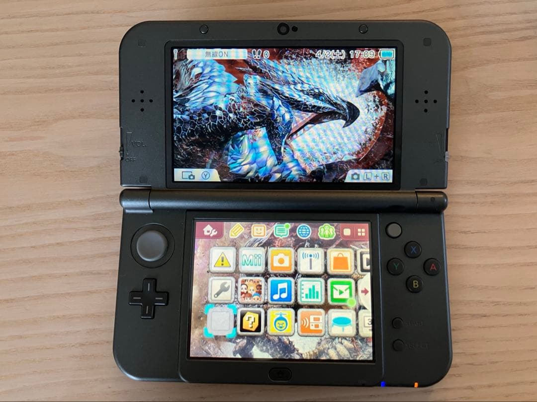 【希少】Newニンテンドー3DSLL 本体 スマブラエディション