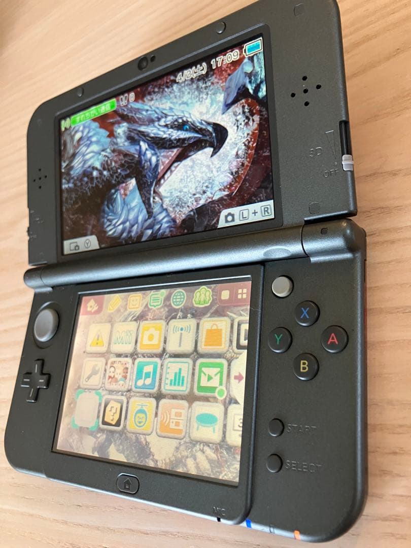 【希少】Newニンテンドー3DSLL 本体 スマブラエディション