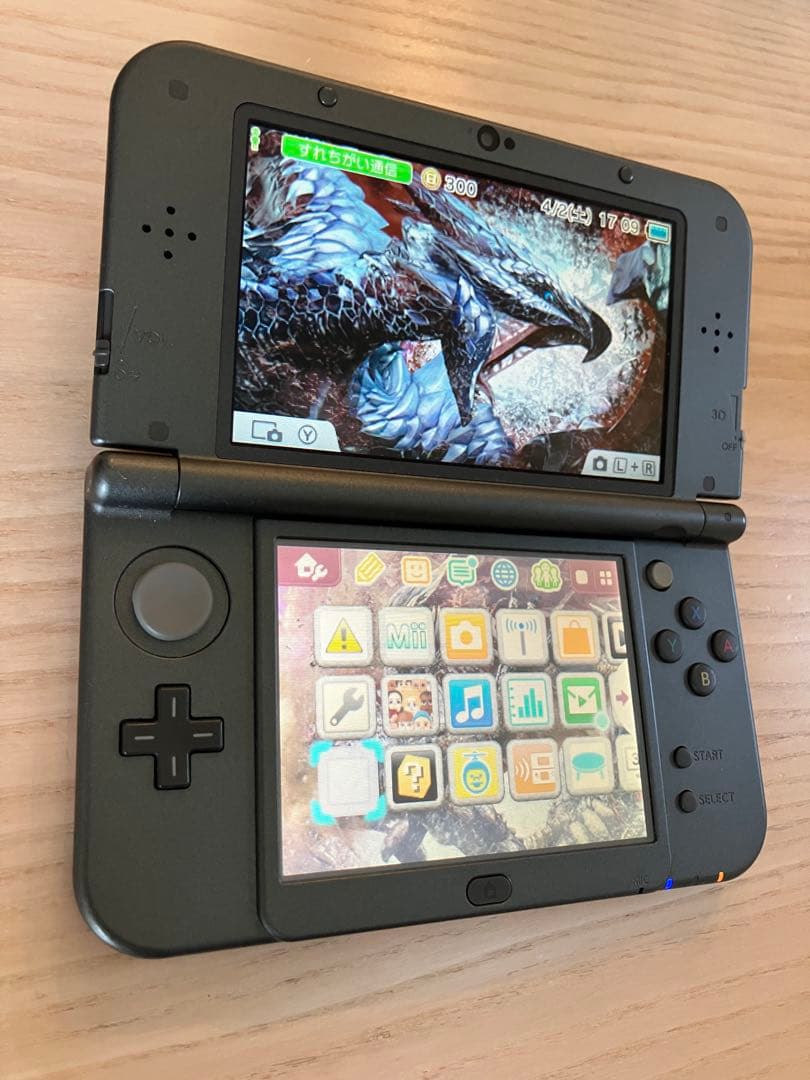 【希少】Newニンテンドー3DSLL 本体 スマブラエディション