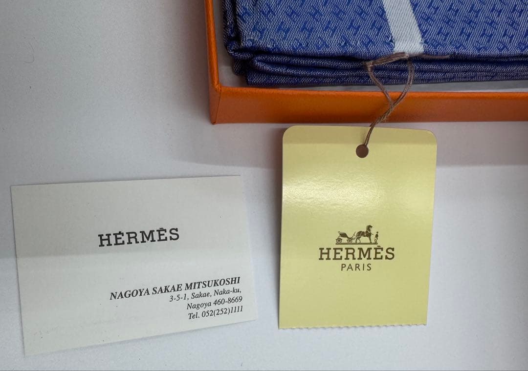 HERMES ライトブルー ハンカチ　新品