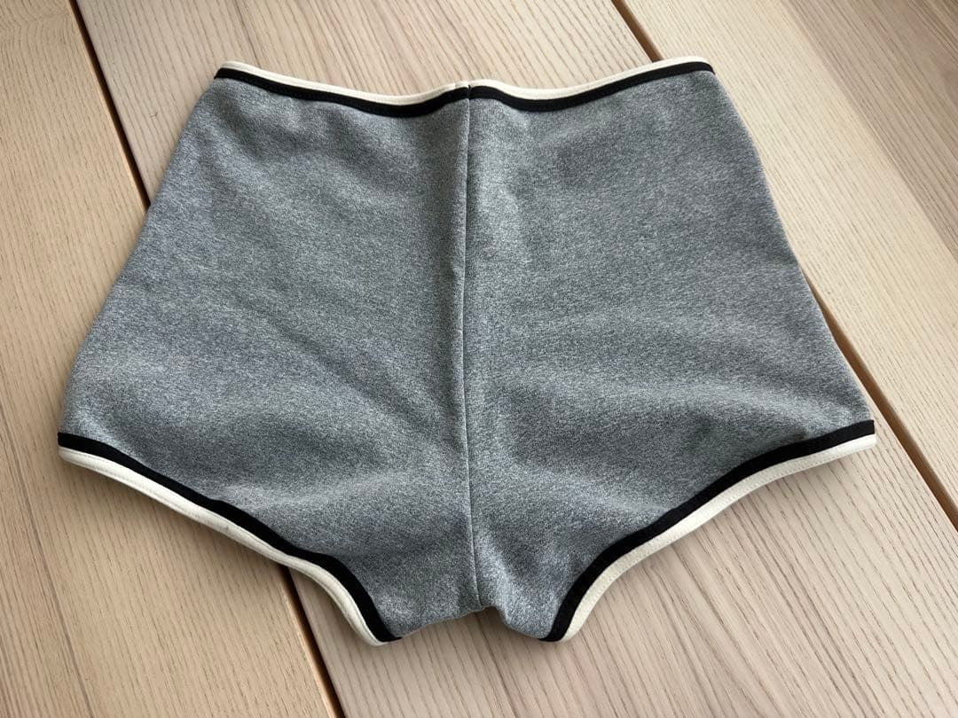 CHANEL シャネル グレー ショートパンツ 38 98P