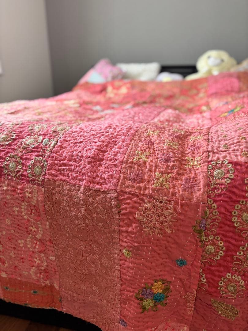 【年明けセール】ラリーキルト　インド刺繍　カンタ　ヴィンテージ　パッチワーク