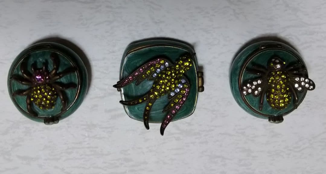 アンティーク　ピルケース.３点セット