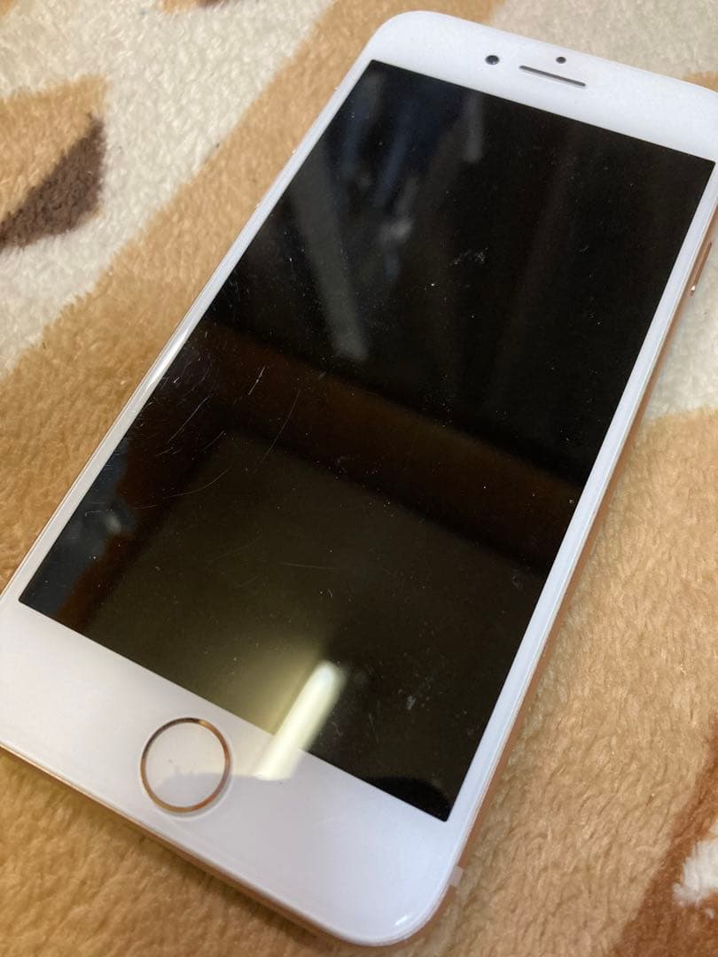iPhone 8ゴールド 本体