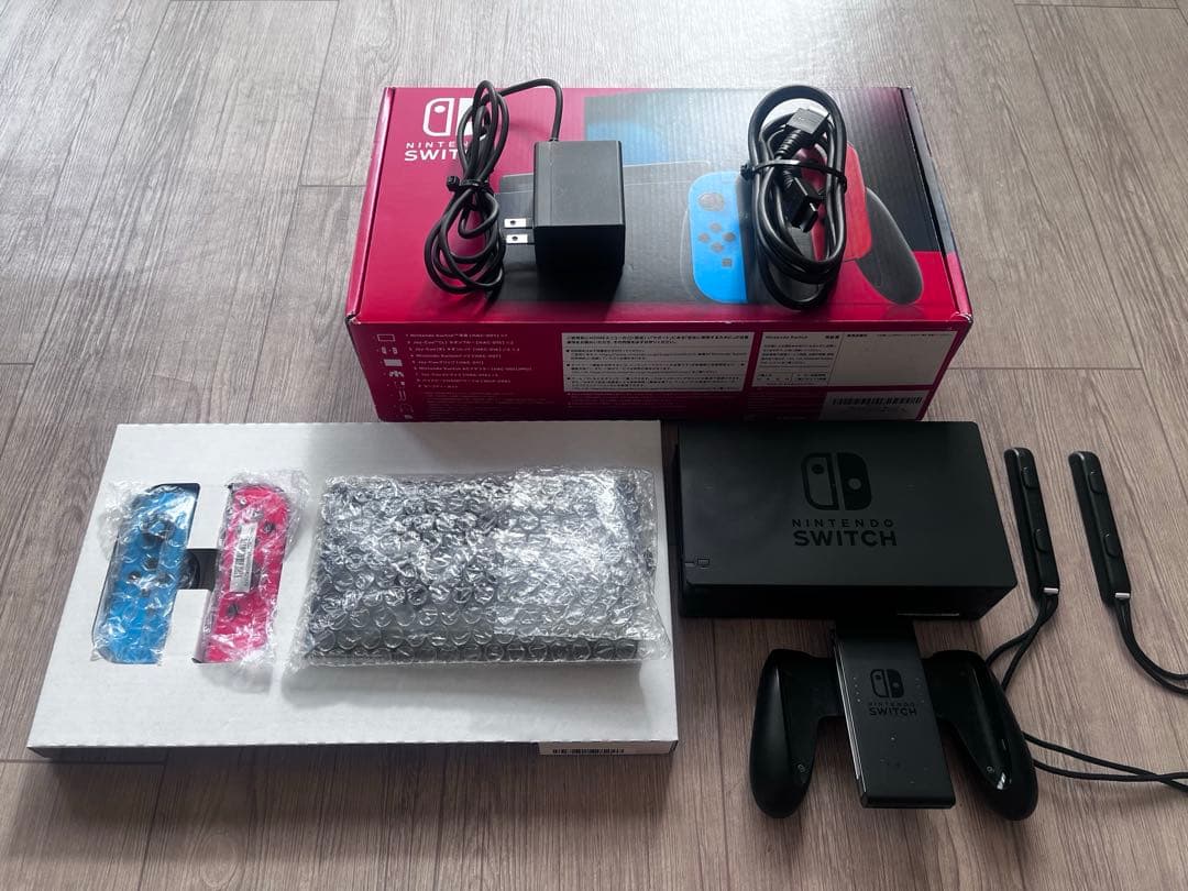 Nintendo Switch 本体 レッドブルー　ジャンク