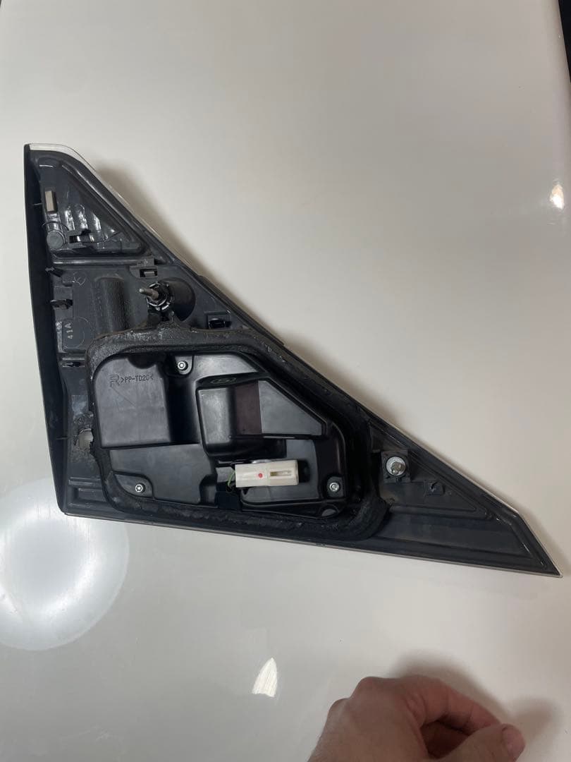 ヴェルファイア 20系テールランプ クリア ブラック 4個セット