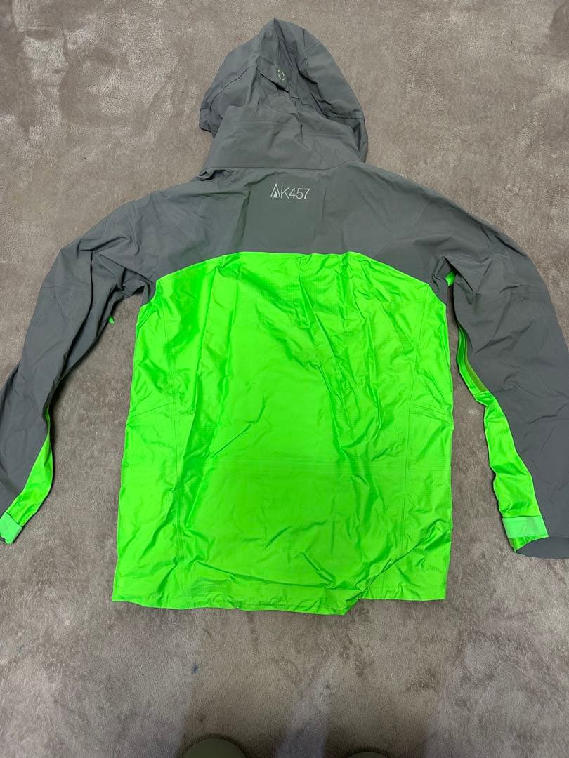 TA　BURTON AK457 スキーウェア Mサイズ