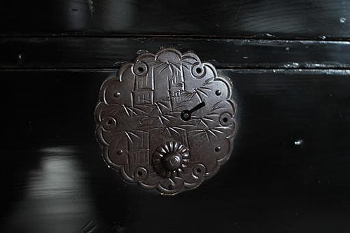 綺麗な丸金具庄内箪笥　2段　中桐　タンス　収納　古家具　古民家　時代家具