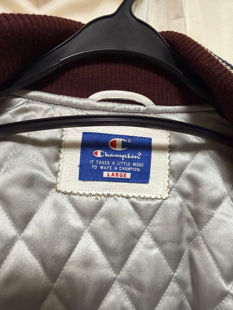 Champion デコスタジャン