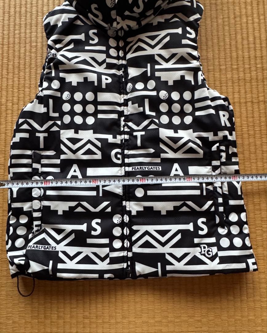 パーリーゲイツ　ダウンベスト　サイズ４