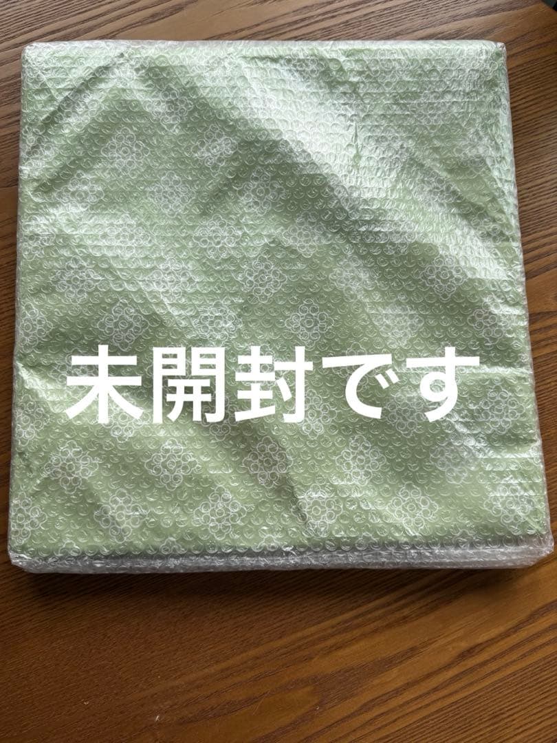 美品 鍋島緞通【手刺繍】40cm 2枚セット 蟹牡丹中心柄/対角中心柄 吉島家