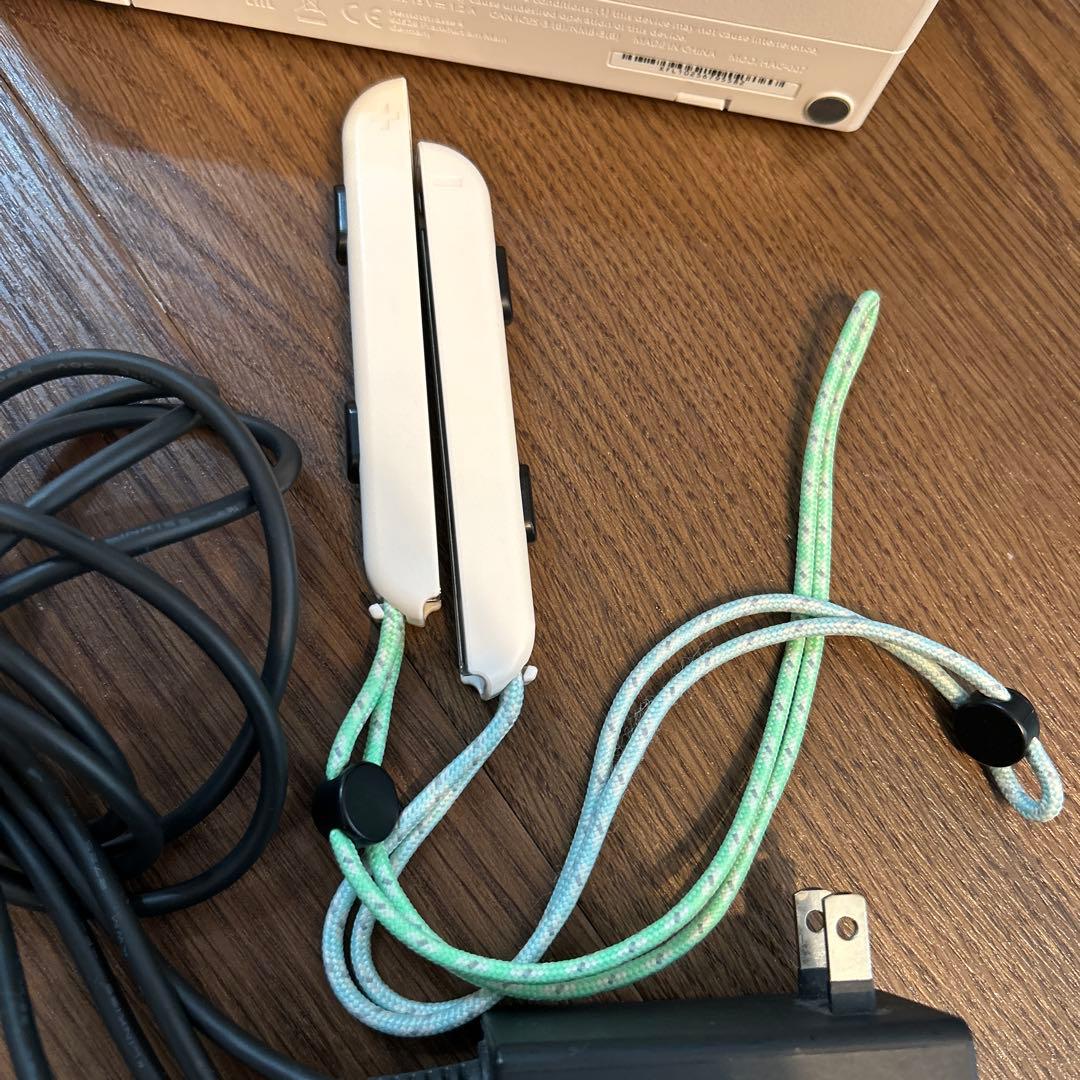 Nintendo Switch本体、ソフト、ドックあつまれどうぶつの森セット一式