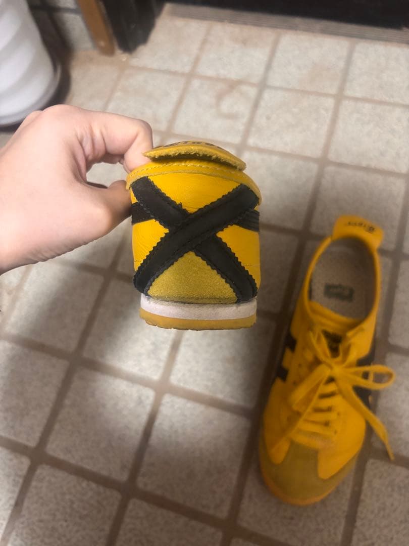 靴 onitsuka tiger Mexico66 23cm