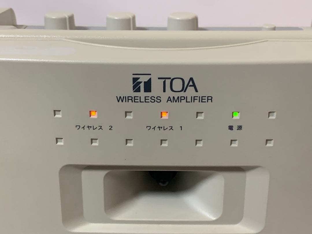 TOA ワイヤレスアンプ WA-1702 マイク2本付き 動作確認済み
