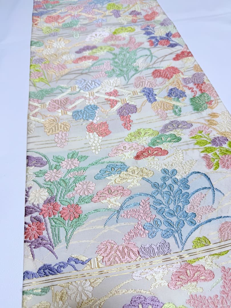 高級 袋帯 正絹 六通柄 総唐織 ホワイト 訪問着 色無地 約70万円