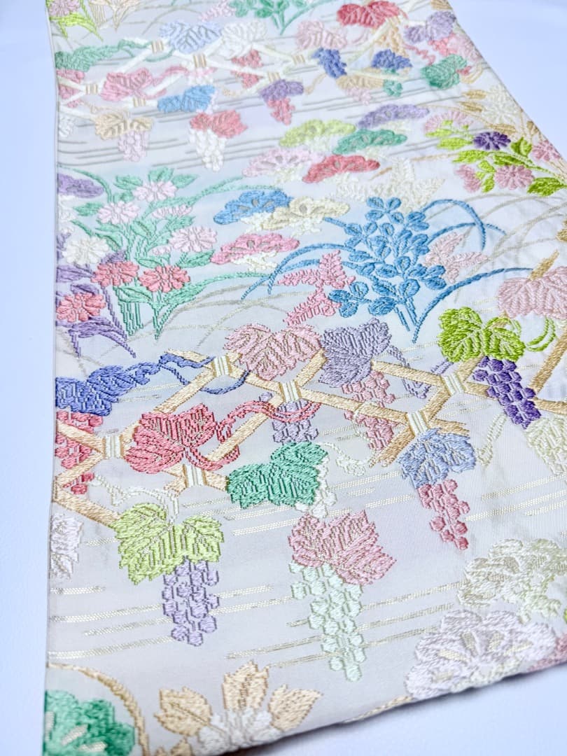 高級 袋帯 正絹 六通柄 総唐織 ホワイト 訪問着 色無地 約70万円