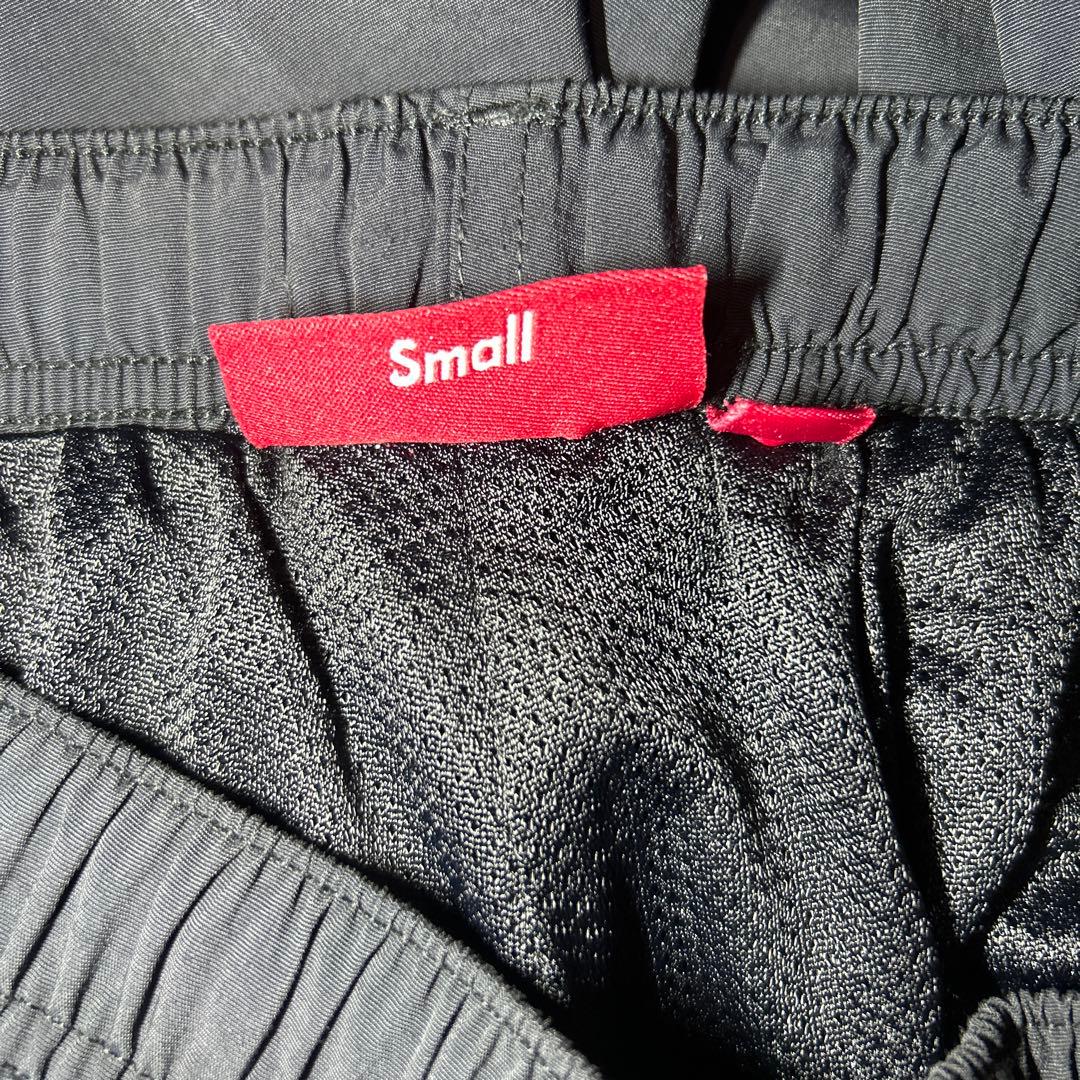 Supreme Spellout Embroidered Sサイズ