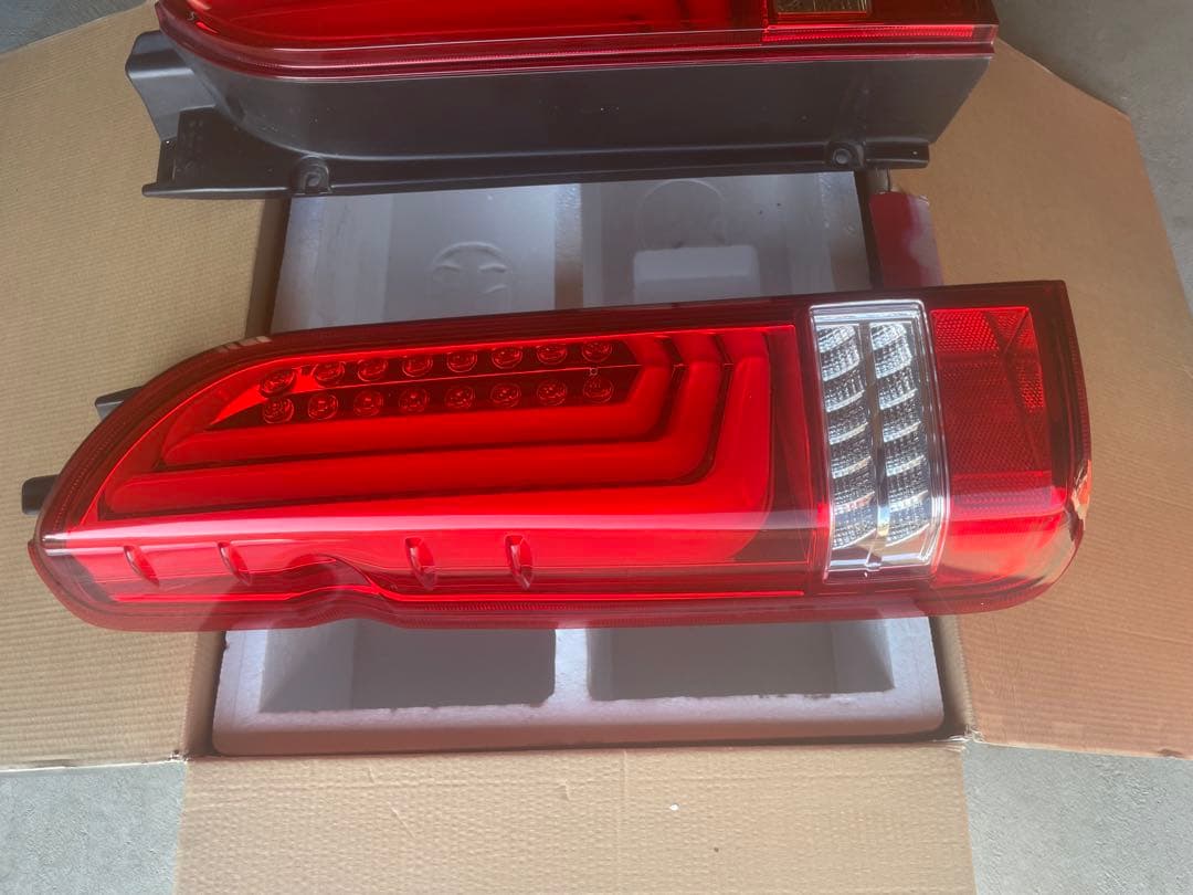 Valenti Jewel LED Tail Lamp TYPE 3バレンティ