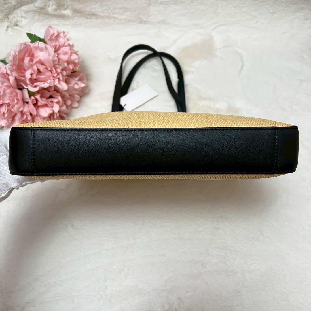 新品未使用　FURLA ベージュ ブラック トートバッグ　ストロー