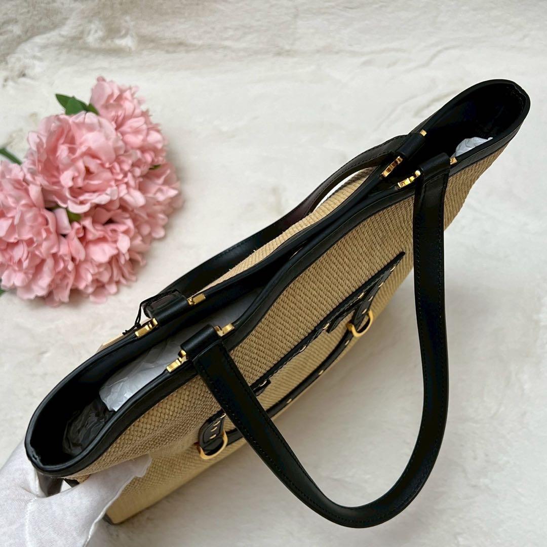 新品未使用　FURLA ベージュ ブラック トートバッグ　ストロー