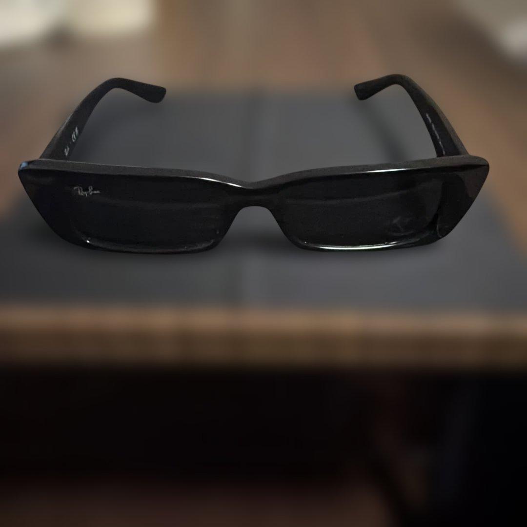 Ray-Banブラック サングラス