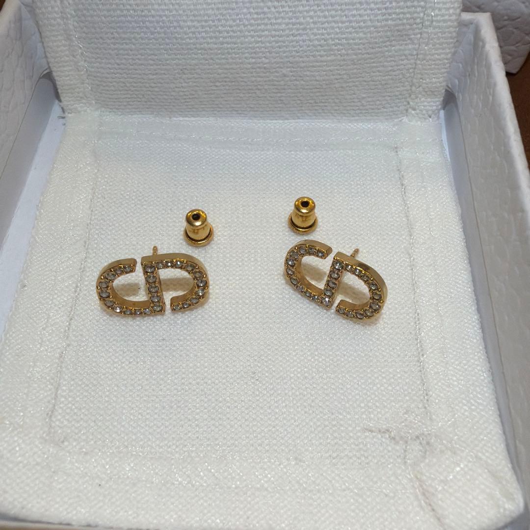 Dior Clair D Lune ピアス