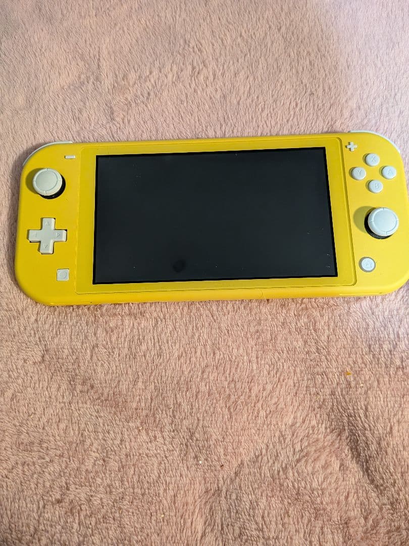 Nintendo Switch Lite イエロー　黄色　美品　　本体のみ