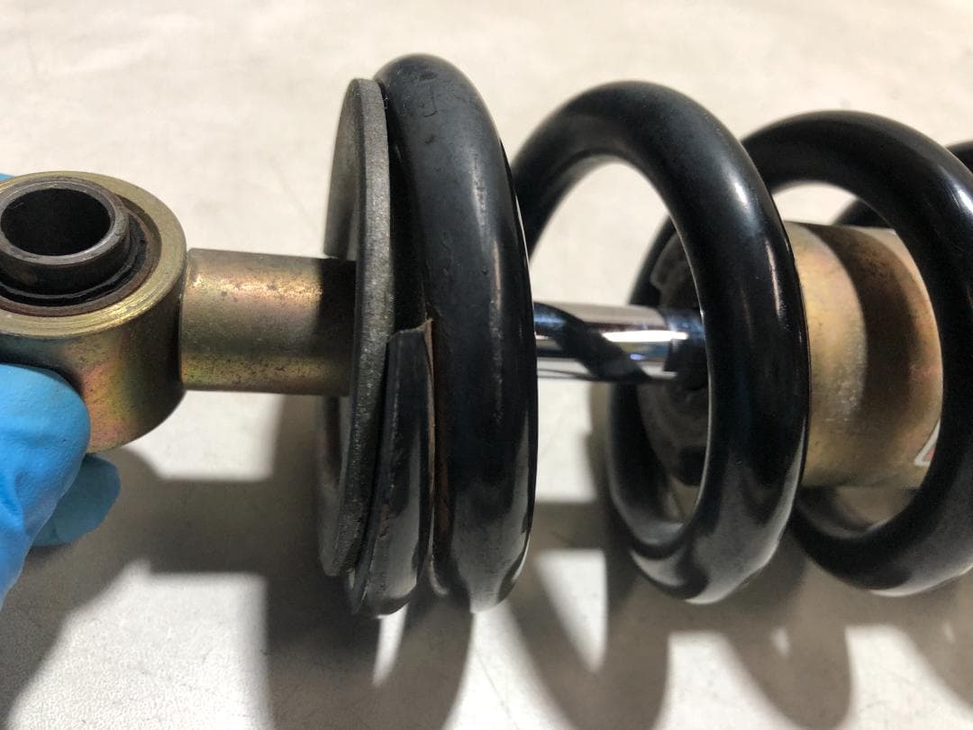 D37　ドラッグスター400スタンダード　純正サスペンション