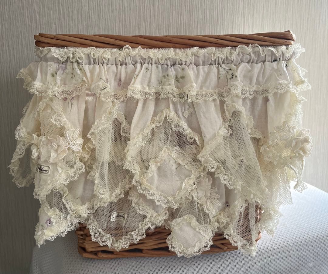 サエラ　アキアカネ　取っ手つき　バスケット