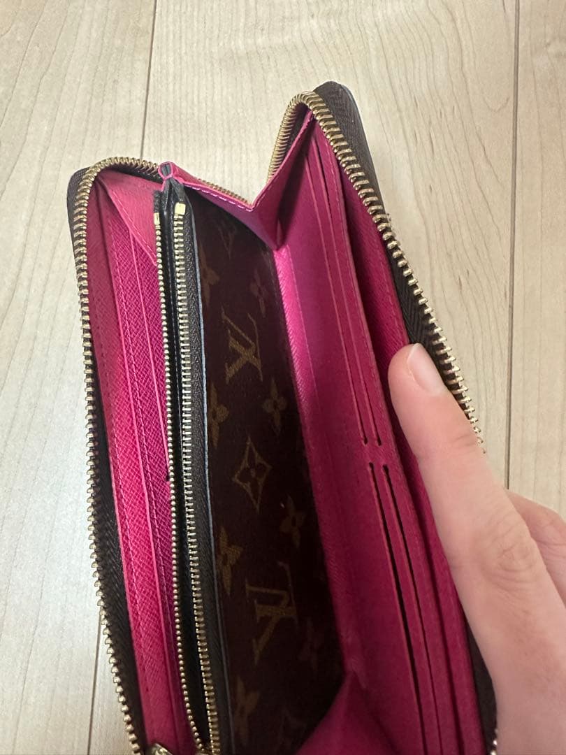 Louis Vuitton モノグラム