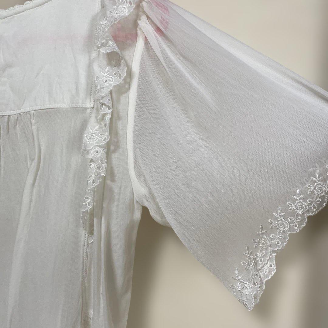 猫・うさぎレース装飾付きホワイトチュニック フランシュリッペ