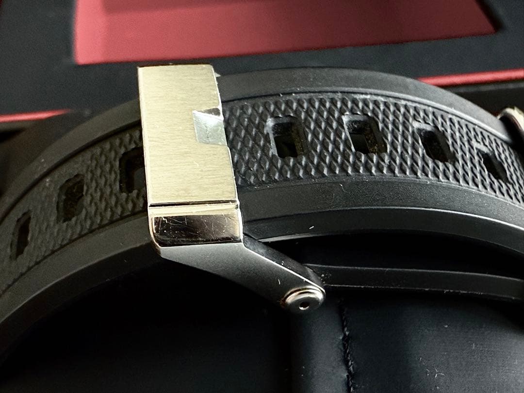 【超美品】G-SHOCK MTG-B1000