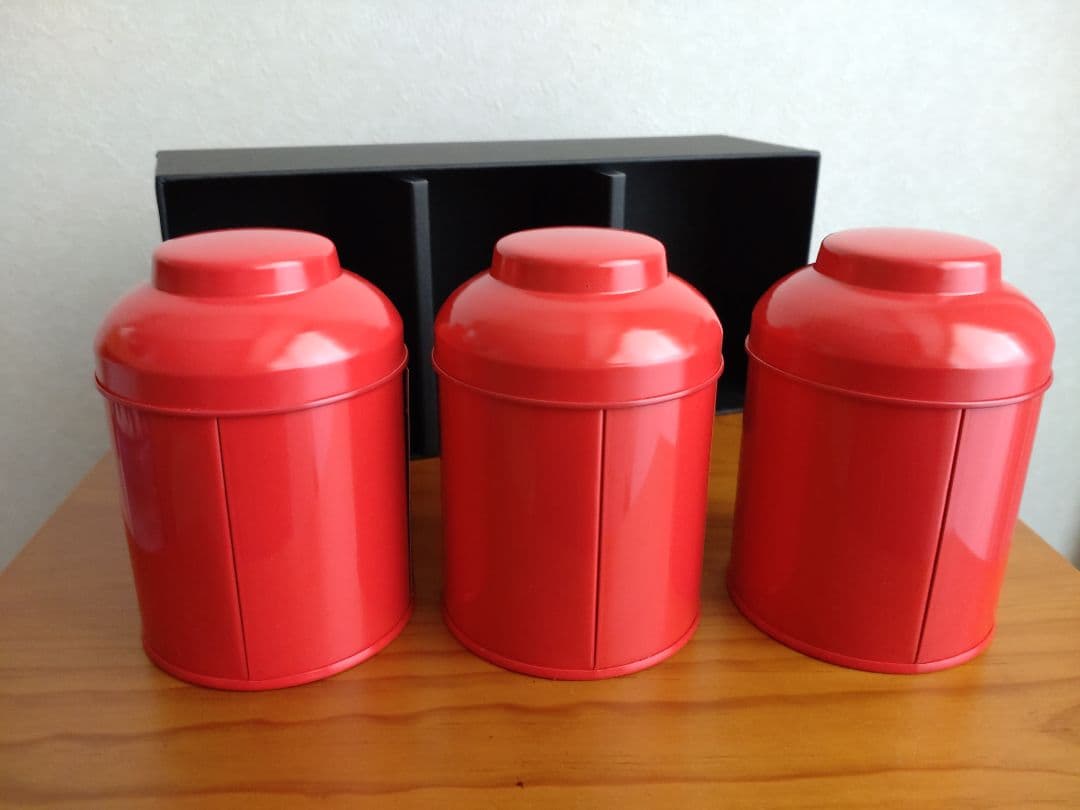 レア★ヒグチユウコ★ムジカティー 紅茶 空缶&箱 2017